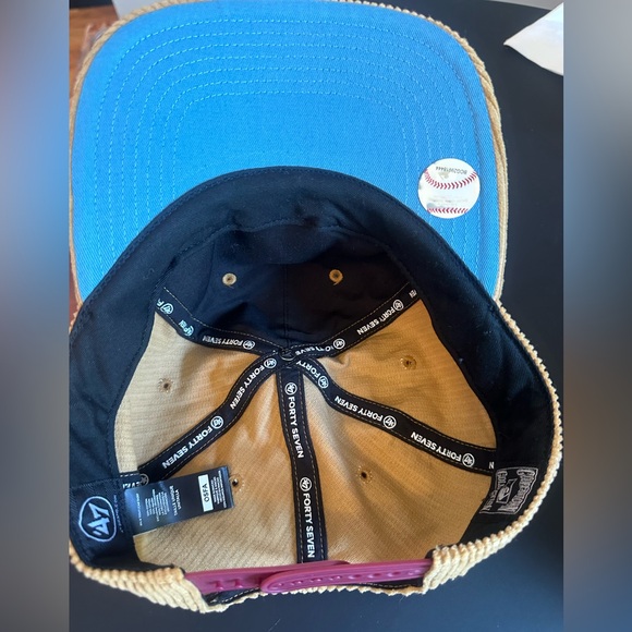 Phillies hat - Picture 2 of 2